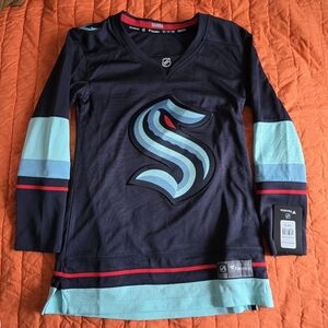 NHL Women's XS Seattle Kraken Fanatics Authentic Navy Blue Breakaway Home Jersey